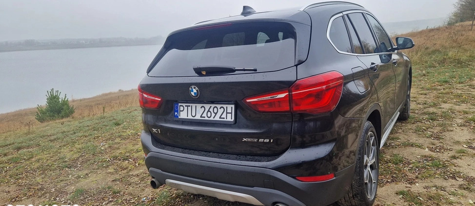 BMW X1 cena 90999 przebieg: 70000, rok produkcji 2018 z Turek małe 121